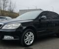 Чорний Шкода Октавія, об'ємом двигуна 2 л та пробігом 240 тис. км за 10900 $, фото 4 на Automoto.ua