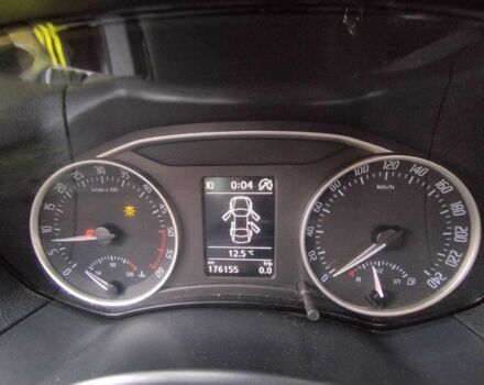 Черный Шкода Октавия, объемом двигателя 1.6 л и пробегом 320 тыс. км за 7000 $, фото 7 на Automoto.ua