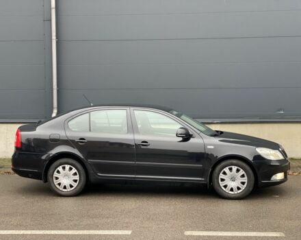 Чорний Шкода Октавія, об'ємом двигуна 1.6 л та пробігом 183 тис. км за 7999 $, фото 13 на Automoto.ua