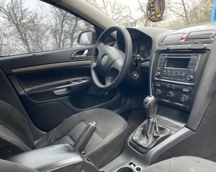 Черный Шкода Октавия, объемом двигателя 1.9 л и пробегом 100 тыс. км за 2500 $, фото 3 на Automoto.ua