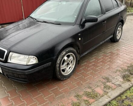 Чорний Шкода Октавія, об'ємом двигуна 0 л та пробігом 300 тис. км за 1400 $, фото 1 на Automoto.ua