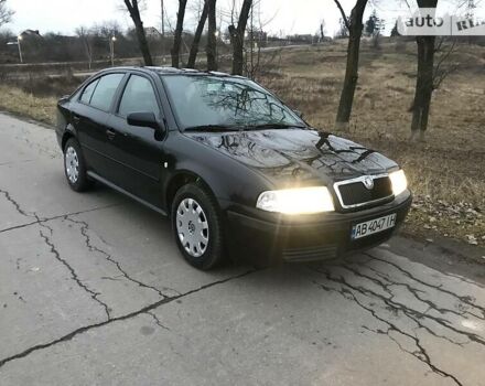 Черный Шкода Октавия, объемом двигателя 1.6 л и пробегом 174 тыс. км за 5500 $, фото 1 на Automoto.ua