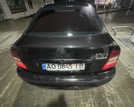 Чорний Шкода Октавія, об'ємом двигуна 1.8 л та пробігом 321 тис. км за 3500 $, фото 1 на Automoto.ua