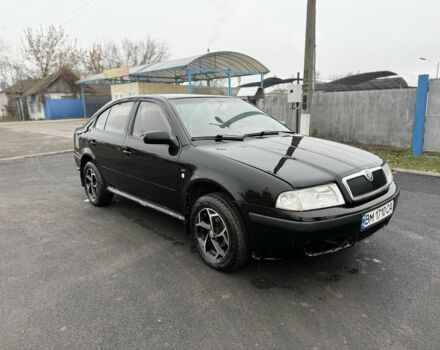 Черный Шкода Октавия, объемом двигателя 1.6 л и пробегом 200 тыс. км за 3850 $, фото 2 на Automoto.ua