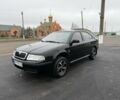 Черный Шкода Октавия, объемом двигателя 1.6 л и пробегом 200 тыс. км за 3850 $, фото 1 на Automoto.ua