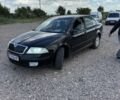 Черный Шкода Октавия, объемом двигателя 1.9 л и пробегом 300 тыс. км за 3750 $, фото 1 на Automoto.ua