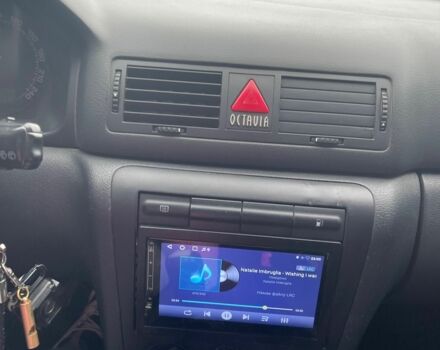 Черный Шкода Октавия, объемом двигателя 1.6 л и пробегом 204 тыс. км за 5000 $, фото 6 на Automoto.ua