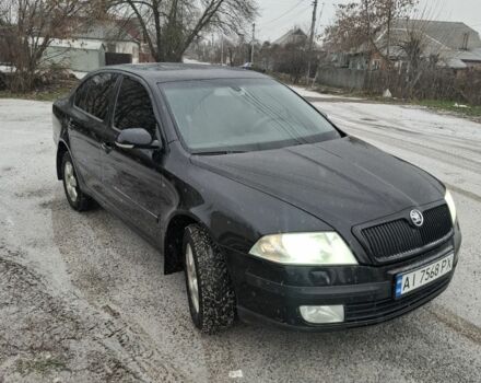 Черный Шкода Октавия, объемом двигателя 1.6 л и пробегом 279 тыс. км за 5700 $, фото 1 на Automoto.ua