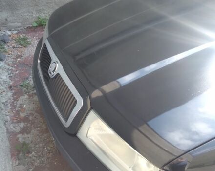 Черный Шкода Октавия, объемом двигателя 1.6 л и пробегом 320 тыс. км за 5400 $, фото 5 на Automoto.ua