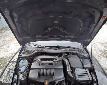 Черный Шкода Октавия, объемом двигателя 1.6 л и пробегом 279 тыс. км за 5700 $, фото 7 на Automoto.ua