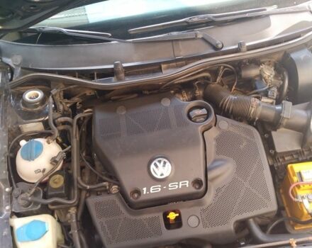 Черный Шкода Октавия, объемом двигателя 1.6 л и пробегом 320 тыс. км за 5400 $, фото 4 на Automoto.ua