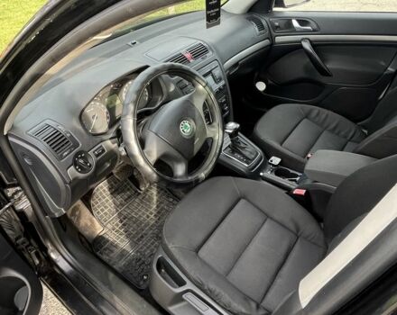 Черный Шкода Октавия, объемом двигателя 1.9 л и пробегом 375 тыс. км за 3400 $, фото 5 на Automoto.ua