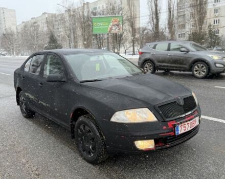 Черный Шкода Октавия, объемом двигателя 1.6 л и пробегом 258 тыс. км за 1950 $, фото 2 на Automoto.ua