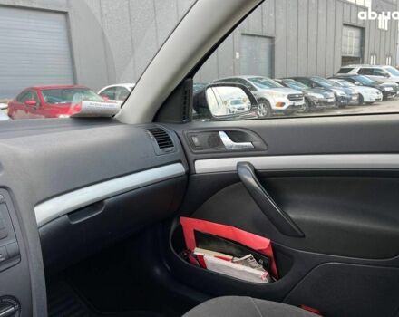 Черный Шкода Октавия, объемом двигателя 1.6 л и пробегом 132 тыс. км за 7380 $, фото 26 на Automoto.ua