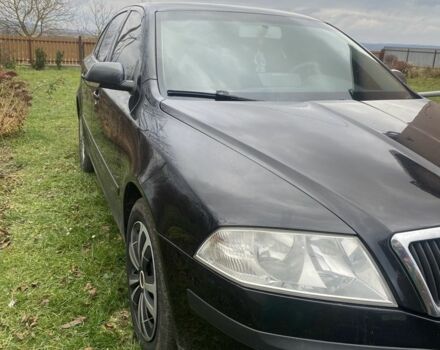 Черный Шкода Октавия, объемом двигателя 1.8 л и пробегом 360 тыс. км за 4600 $, фото 1 на Automoto.ua