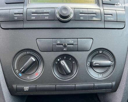 Черный Шкода Октавия, объемом двигателя 1.6 л и пробегом 132 тыс. км за 7380 $, фото 24 на Automoto.ua