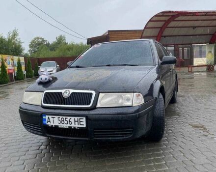 Черный Шкода Октавия, объемом двигателя 1.6 л и пробегом 200 тыс. км за 3800 $, фото 2 на Automoto.ua