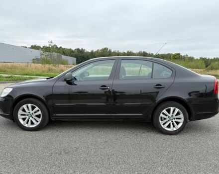 Черный Шкода Октавия, объемом двигателя 1.9 л и пробегом 236 тыс. км за 2000 $, фото 3 на Automoto.ua