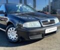 Черный Шкода Октавия, объемом двигателя 1.6 л и пробегом 250 тыс. км за 5990 $, фото 1 на Automoto.ua