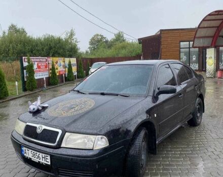 Черный Шкода Октавия, объемом двигателя 1.6 л и пробегом 200 тыс. км за 3800 $, фото 10 на Automoto.ua