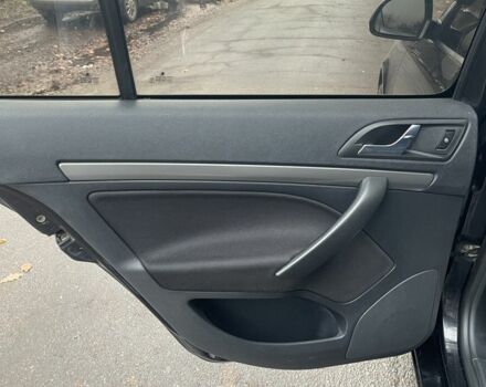 Черный Шкода Октавия, объемом двигателя 1.4 л и пробегом 100 тыс. км за 8200 $, фото 7 на Automoto.ua