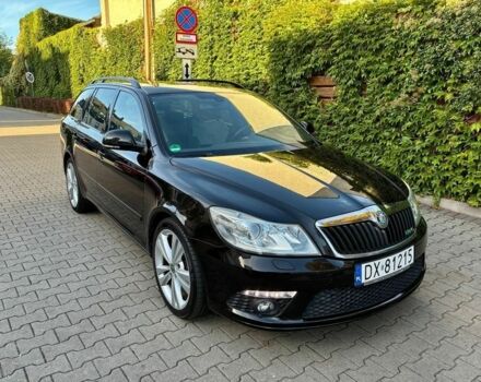 Черный Шкода Октавия, объемом двигателя 2 л и пробегом 219 тыс. км за 2300 $, фото 1 на Automoto.ua