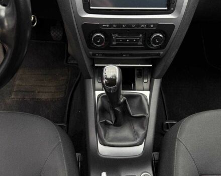 Черный Шкода Октавия, объемом двигателя 1.8 л и пробегом 165 тыс. км за 8000 $, фото 14 на Automoto.ua