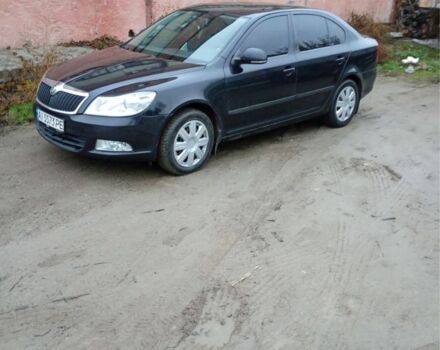 Черный Шкода Октавия, объемом двигателя 1.6 л и пробегом 315 тыс. км за 6500 $, фото 5 на Automoto.ua