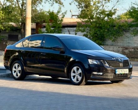 Черный Шкода Октавия, объемом двигателя 1.6 л и пробегом 250 тыс. км за 11800 $, фото 1 на Automoto.ua