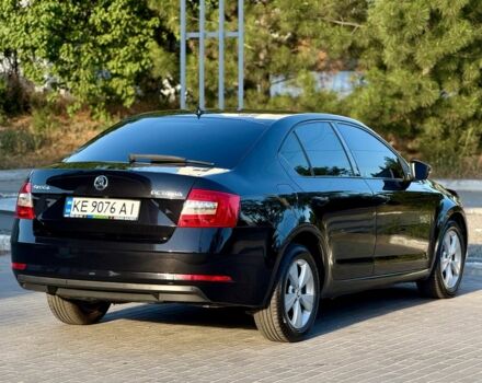 Черный Шкода Октавия, объемом двигателя 1.6 л и пробегом 250 тыс. км за 11800 $, фото 7 на Automoto.ua