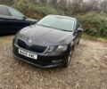 Черный Шкода Октавия, объемом двигателя 1 л и пробегом 176 тыс. км за 5690 $, фото 1 на Automoto.ua