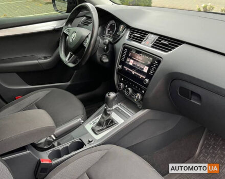 Чорний Шкода Октавія, об'ємом двигуна 1.4 л та пробігом 112 тис. км за 17400 $, фото 5 на Automoto.ua