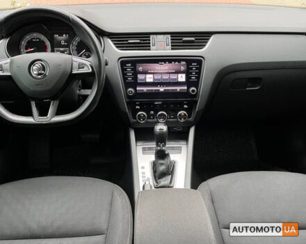 Чорний Шкода Октавія, об'ємом двигуна 1.4 л та пробігом 112 тис. км за 17400 $, фото 7 на Automoto.ua