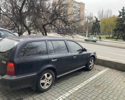 Чорний Шкода Октавія, об'ємом двигуна 1.6 л та пробігом 300 тис. км за 2500 $, фото 3 на Automoto.ua