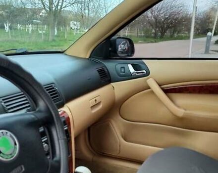 Черный Шкода Октавия, объемом двигателя 1.9 л и пробегом 450 тыс. км за 4500 $, фото 18 на Automoto.ua