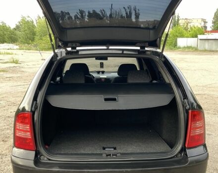 Черный Шкода Октавия, объемом двигателя 1.6 л и пробегом 260 тыс. км за 4700 $, фото 9 на Automoto.ua