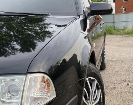 Черный Шкода Октавия, объемом двигателя 1.6 л и пробегом 260 тыс. км за 4700 $, фото 2 на Automoto.ua