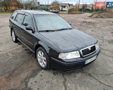 Черный Шкода Октавия, объемом двигателя 1.8 л и пробегом 370 тыс. км за 3500 $, фото 4 на Automoto.ua