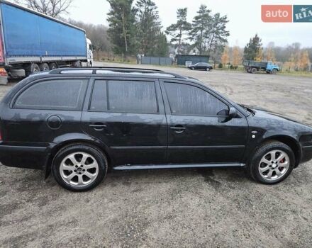 Черный Шкода Октавия, объемом двигателя 1.8 л и пробегом 390 тыс. км за 3999 $, фото 1 на Automoto.ua