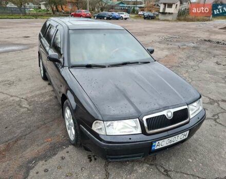 Черный Шкода Октавия, объемом двигателя 1.8 л и пробегом 370 тыс. км за 3500 $, фото 2 на Automoto.ua