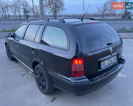 Черный Шкода Октавия, объемом двигателя 1.9 л и пробегом 423 тыс. км за 4200 $, фото 11 на Automoto.ua