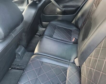 Черный Шкода Октавия, объемом двигателя 1 л и пробегом 302 тыс. км за 1600 $, фото 4 на Automoto.ua