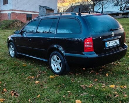 Черный Шкода Октавия, объемом двигателя 1.6 л и пробегом 313 тыс. км за 3850 $, фото 4 на Automoto.ua