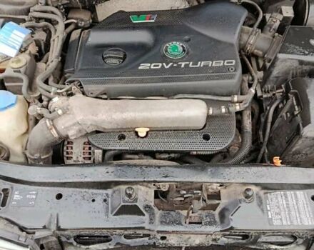 Черный Шкода Октавия, объемом двигателя 1.78 л и пробегом 265 тыс. км за 4500 $, фото 7 на Automoto.ua