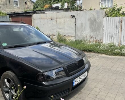Черный Шкода Октавия, объемом двигателя 2 л и пробегом 329 тыс. км за 4200 $, фото 3 на Automoto.ua