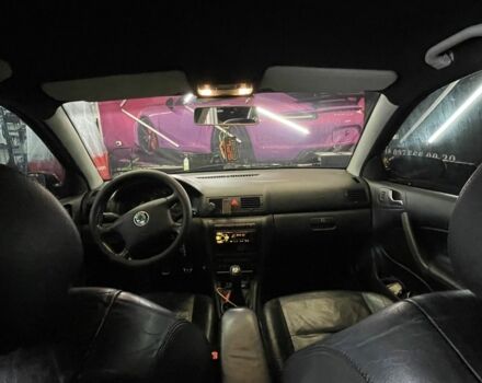 Черный Шкода Октавия, объемом двигателя 2 л и пробегом 275 тыс. км за 4800 $, фото 9 на Automoto.ua