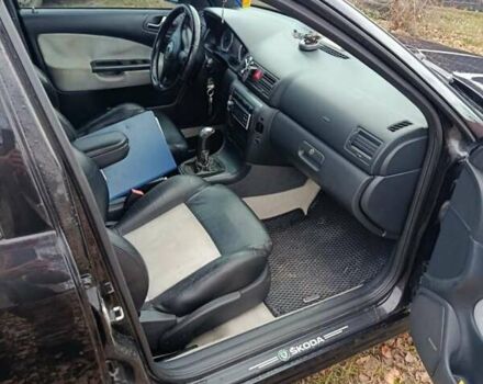 Черный Шкода Октавия, объемом двигателя 1.78 л и пробегом 265 тыс. км за 4500 $, фото 5 на Automoto.ua