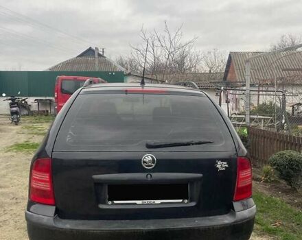 Черный Шкода Октавия, объемом двигателя 1.6 л и пробегом 227 тыс. км за 4200 $, фото 3 на Automoto.ua