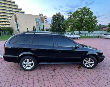 Чорний Шкода Октавія, об'ємом двигуна 1.6 л та пробігом 298 тис. км за 4300 $, фото 7 на Automoto.ua
