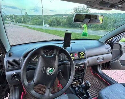 Чорний Шкода Октавія, об'ємом двигуна 1.6 л та пробігом 298 тис. км за 4300 $, фото 4 на Automoto.ua
